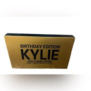 BIRTHDAY EDITION KYLIE MATTE LIQUID LIPSTICKS SET